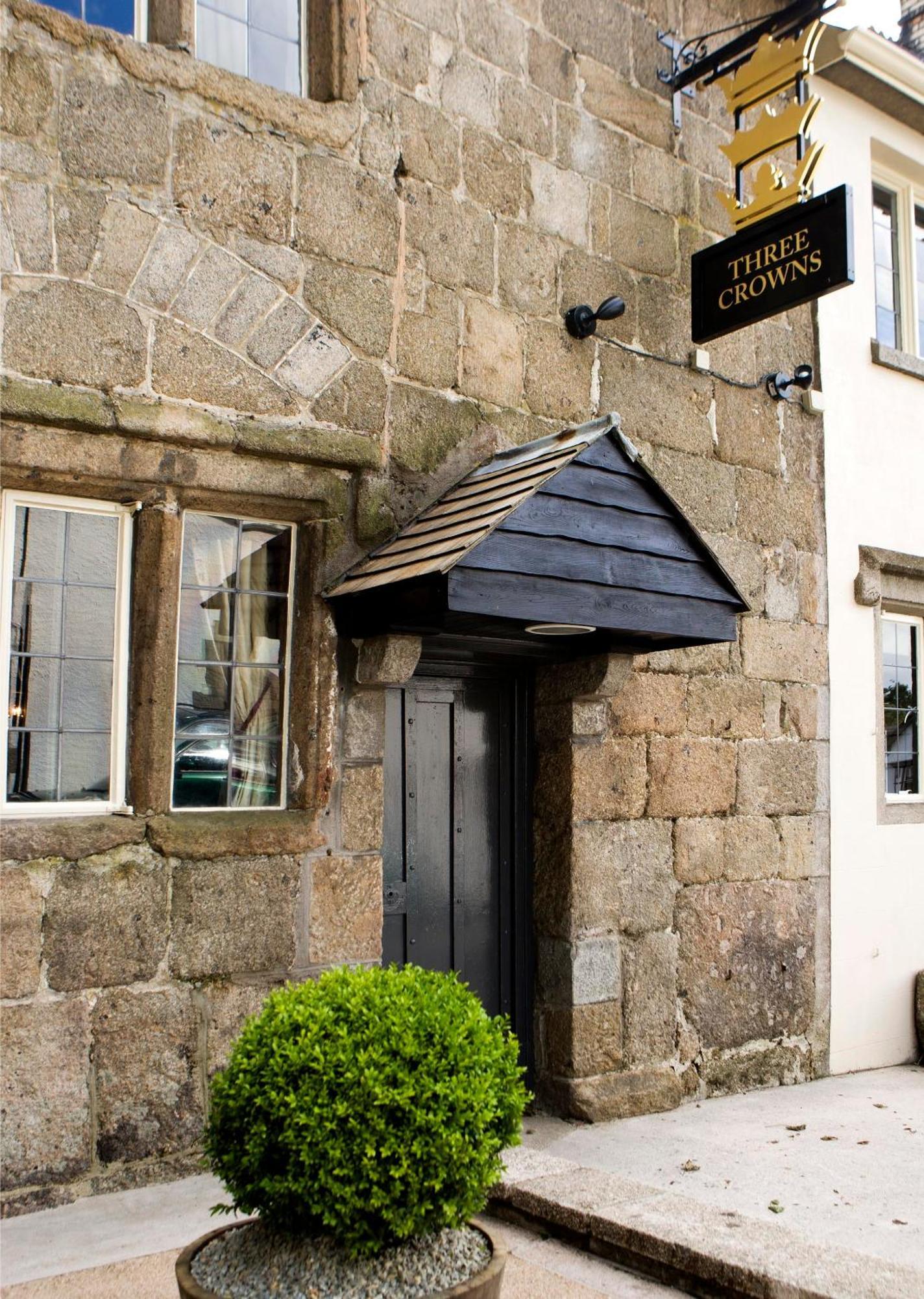 The Three Crowns Hotel Chagford Exterior foto The door of the former stable